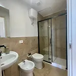 Onlyrooms V - Portside & Train Station Кальяри