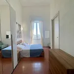 Гостевой дом Onlyrooms V - Portside & Train Station