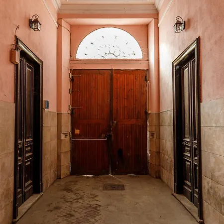 Onlyrooms V - & Train Station Cagliari