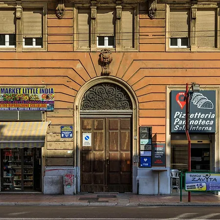 Guest house Onlyrooms V - & Train Station *