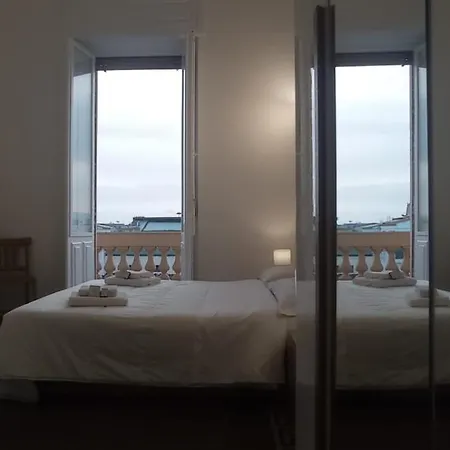 Onlyrooms V - & Train Station Guest house Cagliari