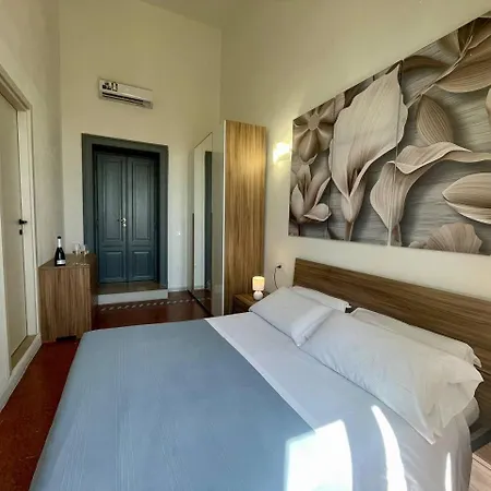 Onlyrooms V - & Train Station * Cagliari