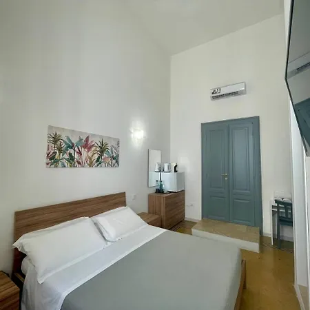 Onlyrooms V - & Train Station Cagliari