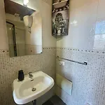 Onlyrooms V - Portside & Train Station Πανσιόν