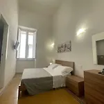 Onlyrooms V - Portside & Train Station Cagliari