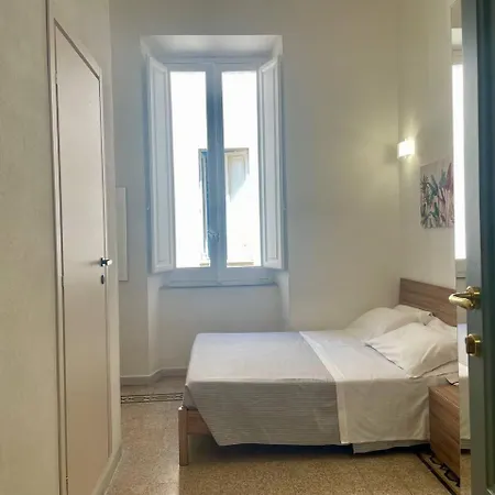 Onlyrooms V - & Train Station Gasthuis Cagliari
