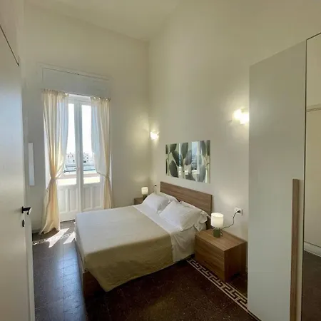 Onlyrooms V - Portside & Train Station 3* Cagliari