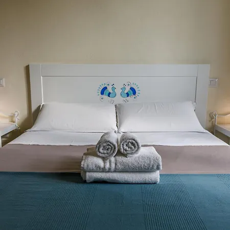 Onlyrooms V - Portside & Train Station 3* Κάλιαρι