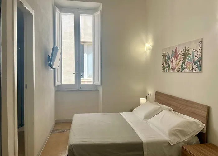 Onlyrooms V - Sea View & Train Station Cagliari