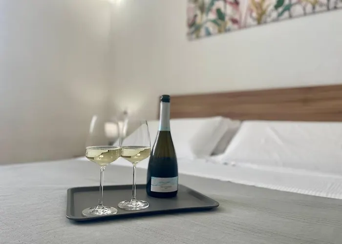 Guest house Onlyrooms V - Sea View & Train Station Cagliari